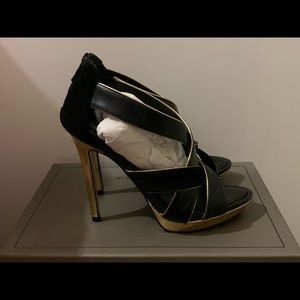 BCBGMaxazria- Louise Black & Gold Heels. Size 8